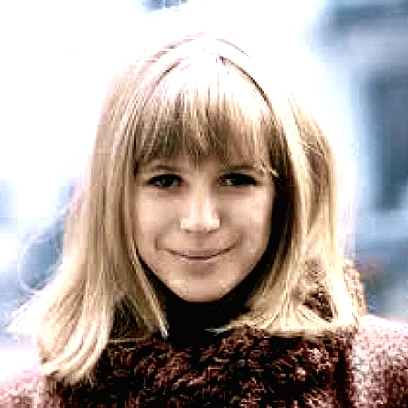 🌙Meet your Posher, Jess🌙 - Picture 9 of 9